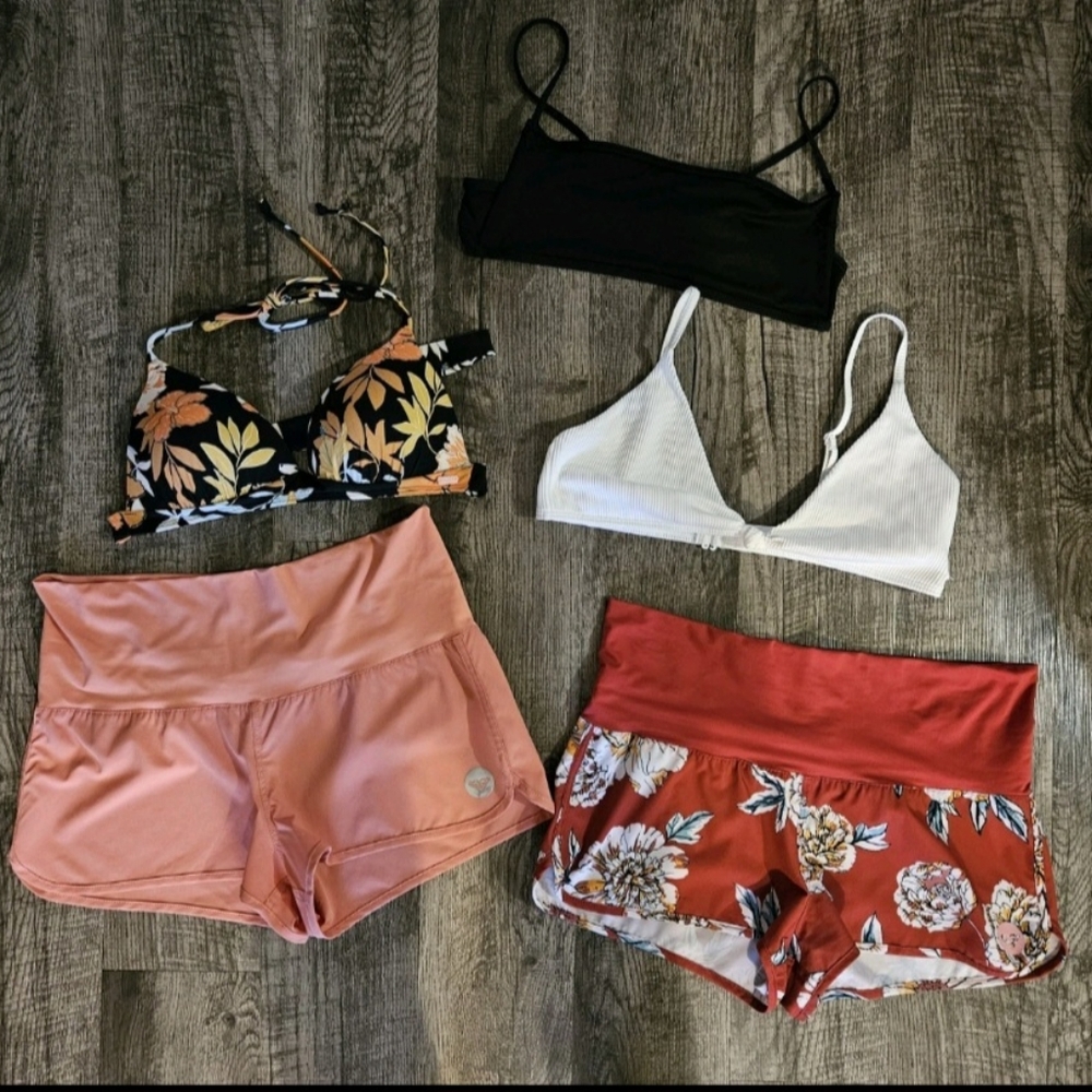 NWOT & EUC Womens ROXY Bundle of #5/#2 Boardshorts & #3 Swimsuit Tops All LARGE